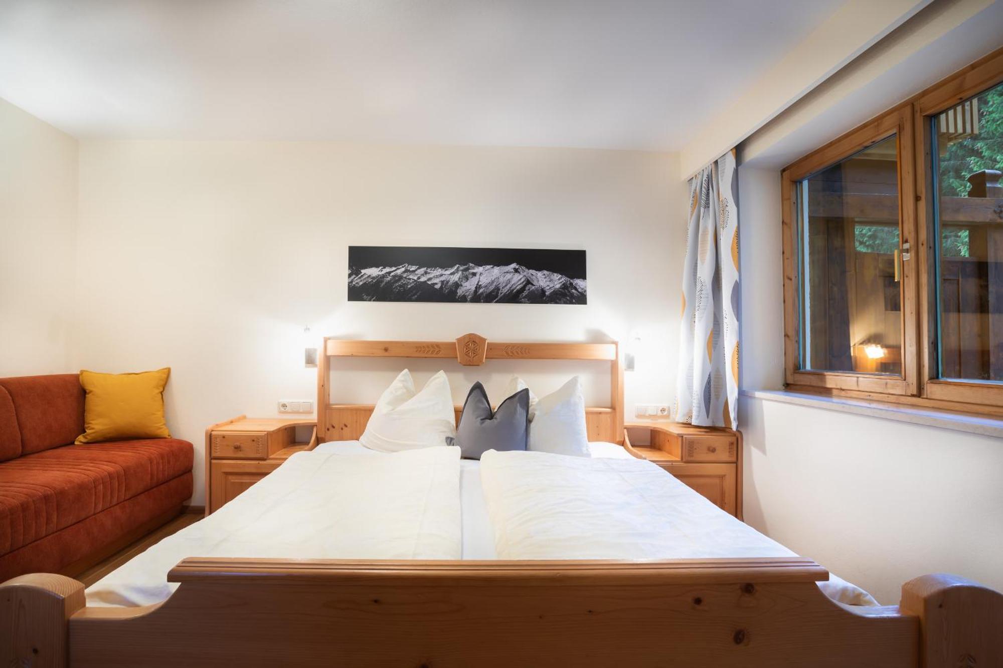 Appartements Hochlega Neukirchen am Großvenediger Pokoj fotografie